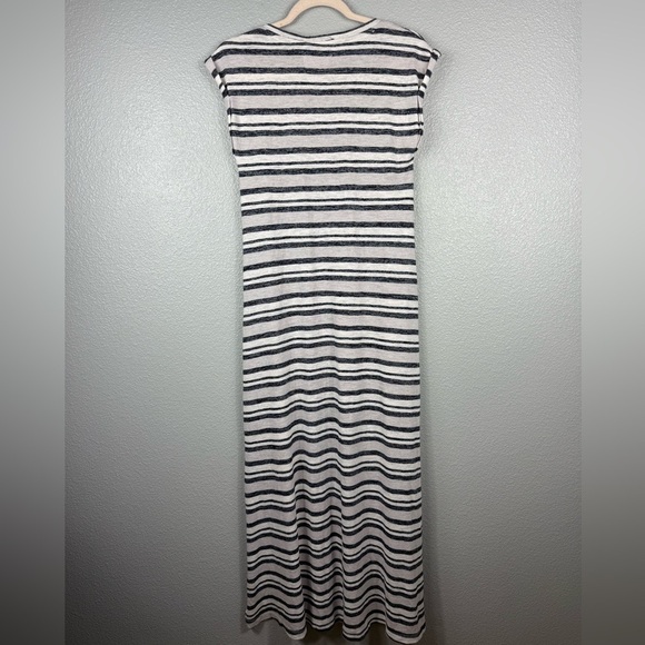Lou & Grey For Loft V-neck Black White Striped Tee Maxi Dress LightWeight XS - Picture 11 of 11